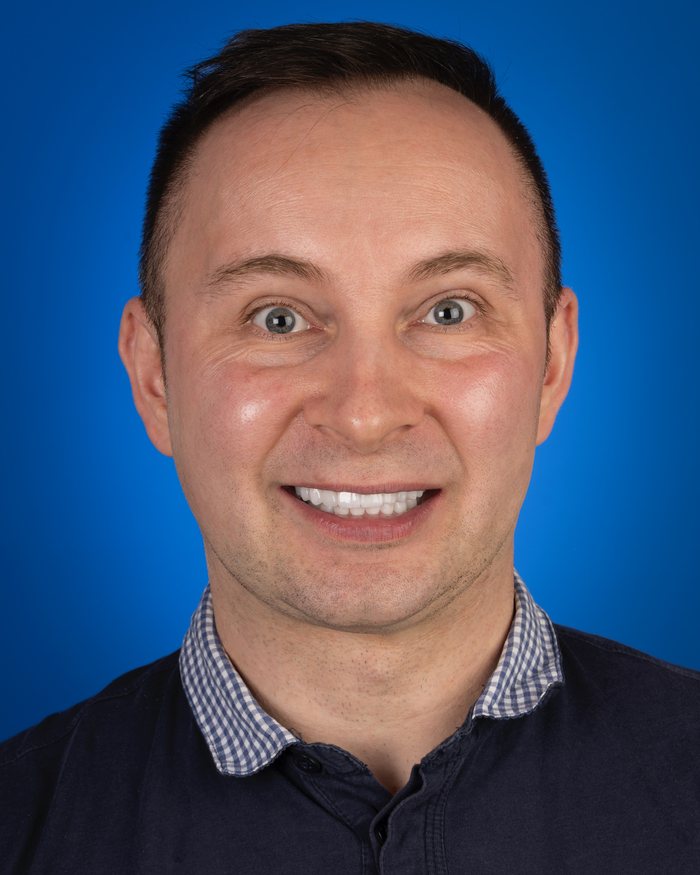 Ergebnis einer Zahnbehandlung bei einem Flymedica-Patienten, Marcin L.