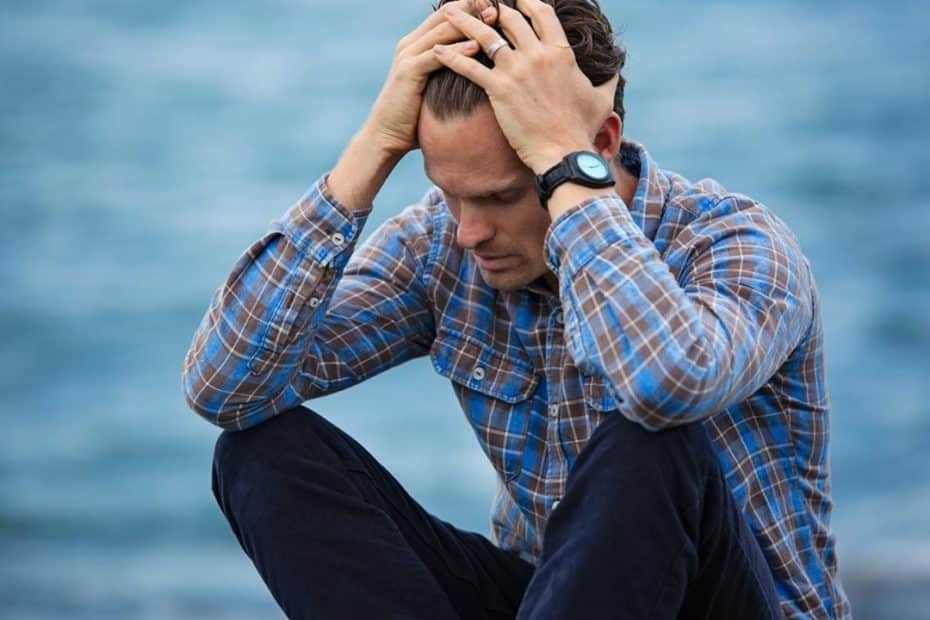 Stres a wypadanie włosów (łysienie psychogenne) — Jak powstrzymać wypadanie włosów od stresu